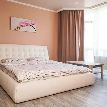Cozy Apartment In A New Building Close To The Downtown كييف المظهر الخارجي الصورة