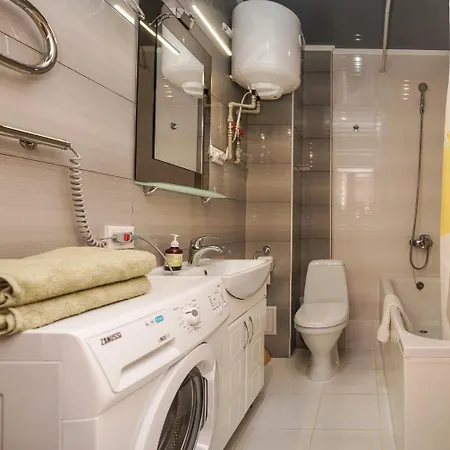 Cozy Apartment In A New Building Close To The Downtown كييف المظهر الخارجي الصورة