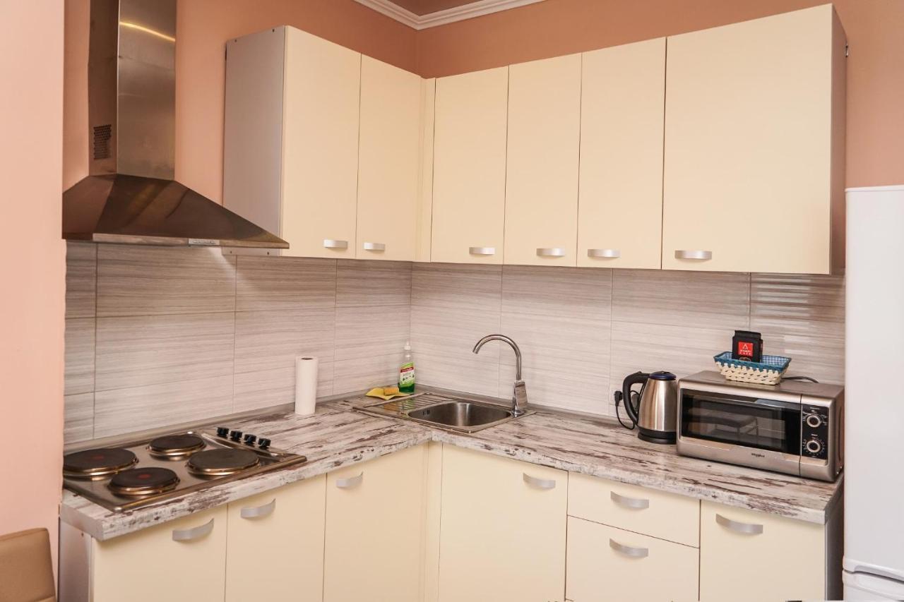 Cozy In A New Building Close To The Downtown Апартаменты *