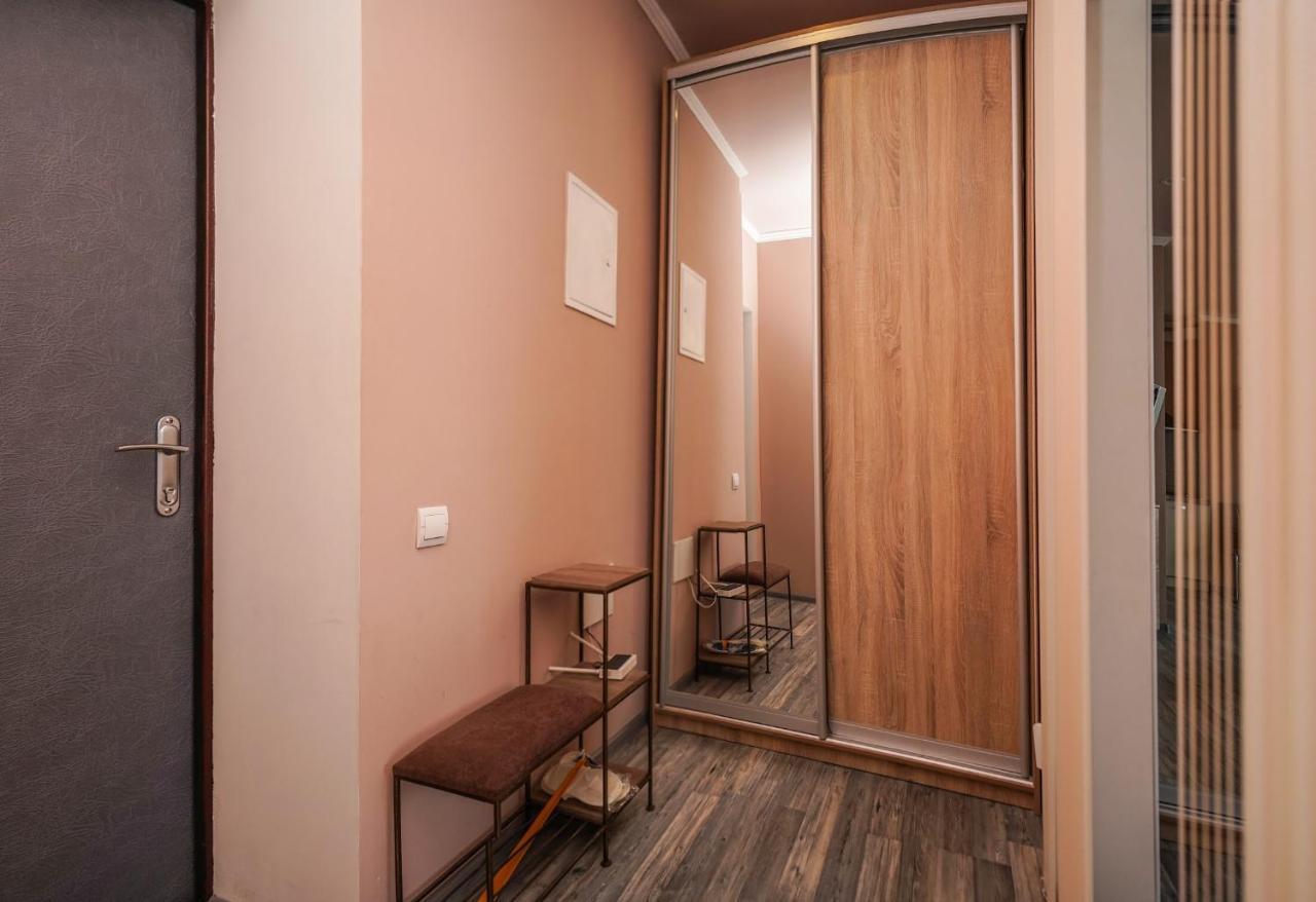 Cozy In A New Building Close To The Downtown Киев