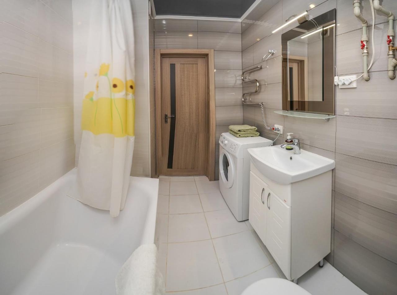 Cozy In A New Building Close To The Downtown Kyiv